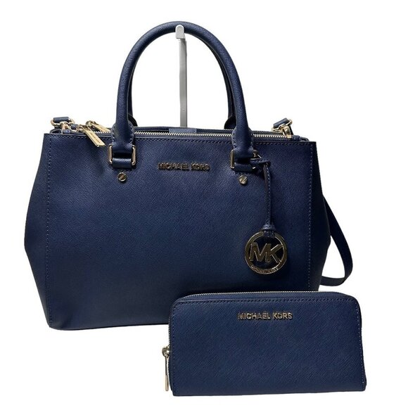 Michael Kors Sutton Saffiano Medium Bag in Navy Leather with Matching Wallet - Picture 1 of 14